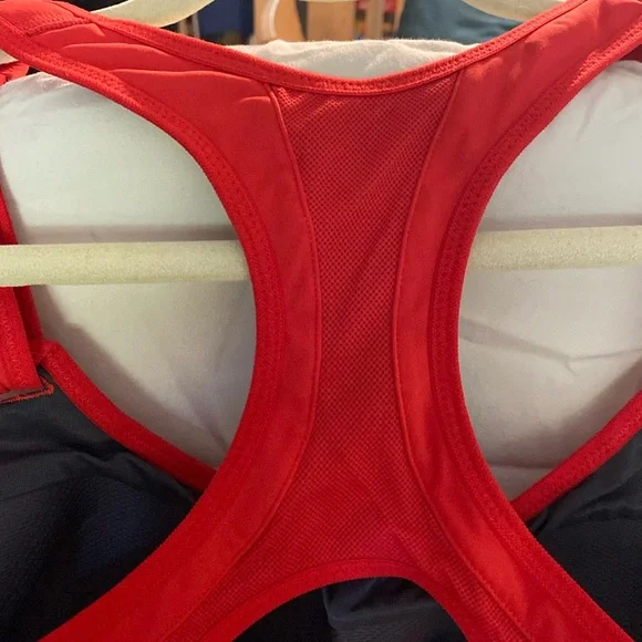 NWOT Red Racerback adjustable wireless Sports Bra - Picture 5 of 13
